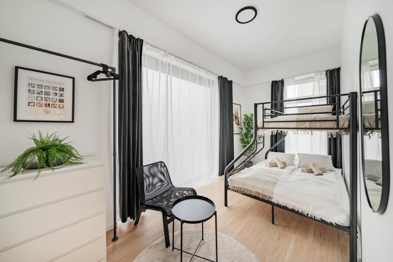 Chic Central City Rooms By Home2 Wien Exterior foto